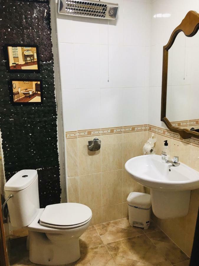 La casita Santa Bárbara Guest House Macastre Bagian luar foto